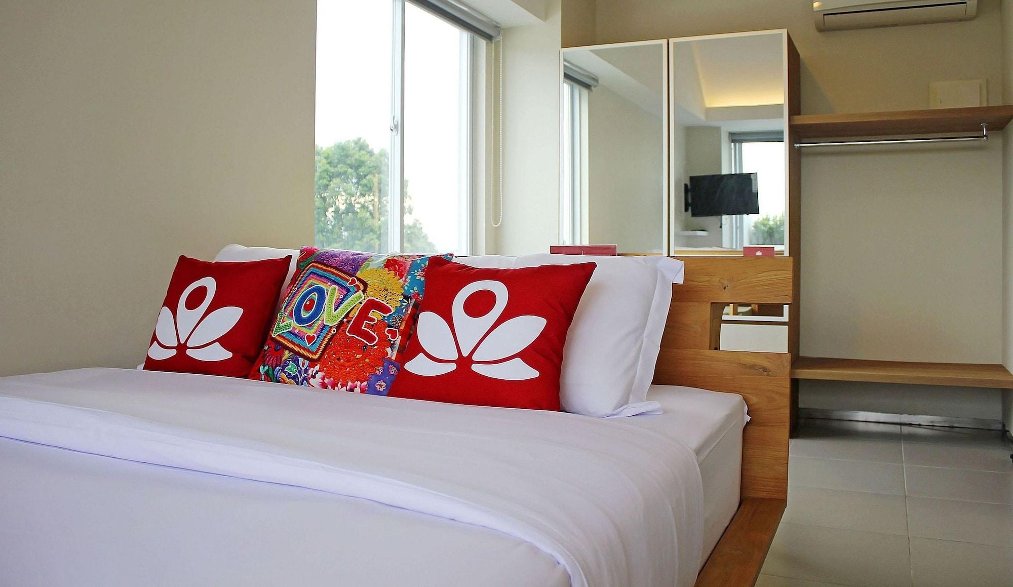 Zen Rooms Patra Kuningan Syariah Jakarta Luaran gambar