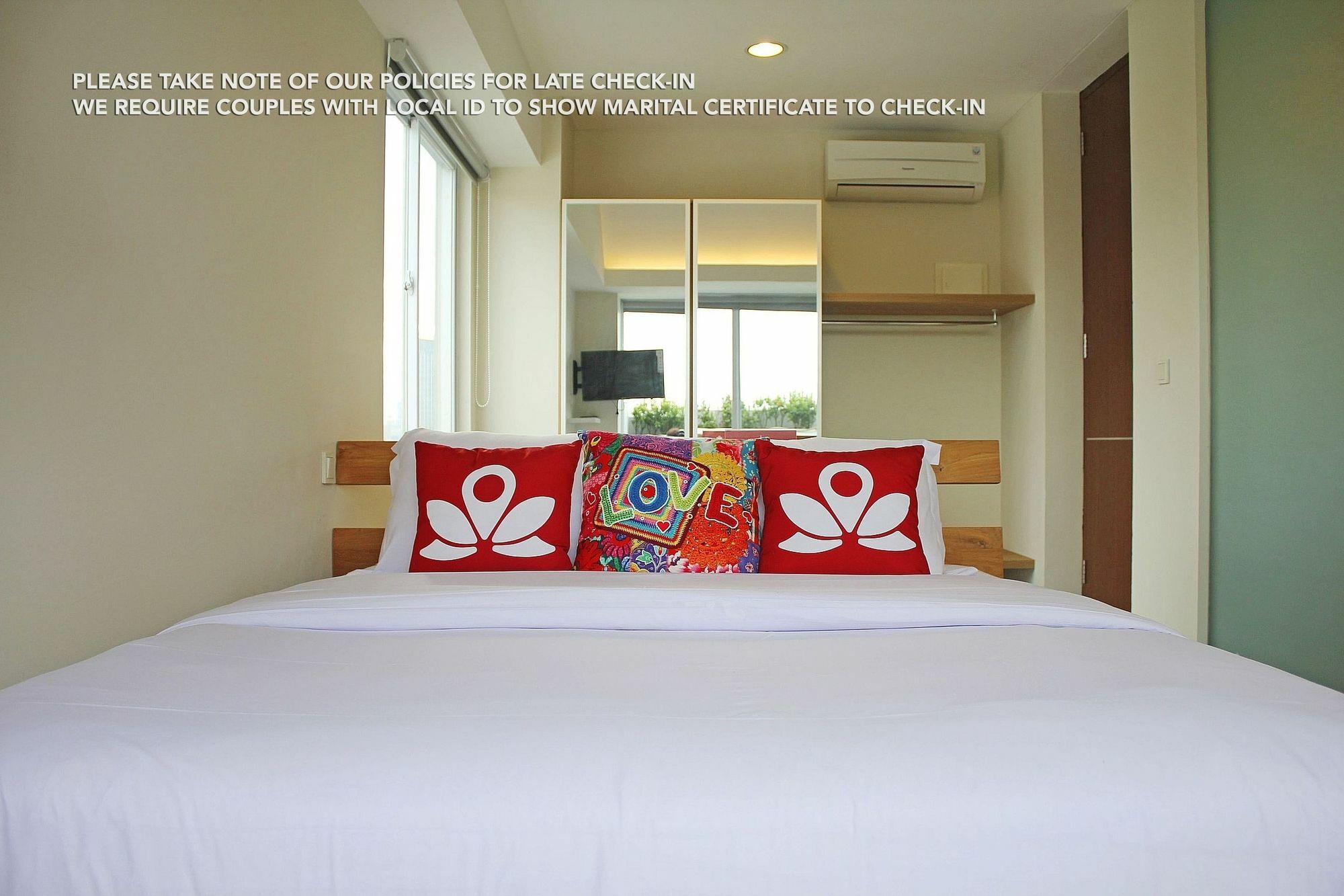 Zen Rooms Patra Kuningan Syariah Jakarta Luaran gambar